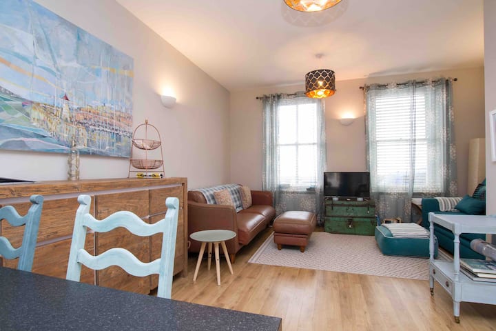 Beautiful Flat Overlooking Ramsgate Harbour - Pegwell Bay