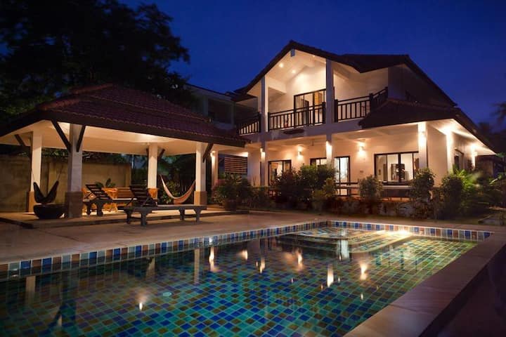 Luxury Pool Villa, By Long Beach - ランター島