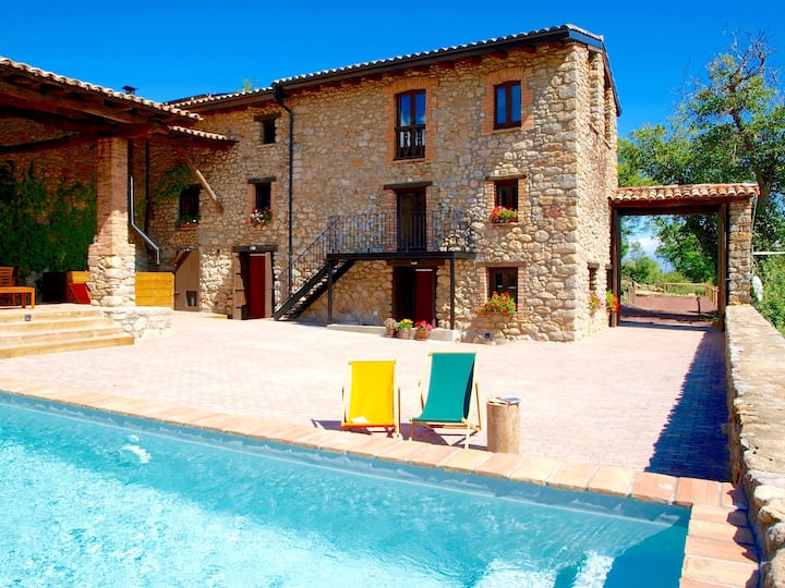 Beautiful Historic Eco Villa With Private Pool - Bagà