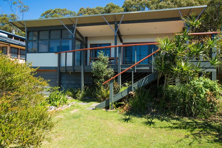 Hyam On Holiday!  Hyams Beach Home With A View - ジェービス湾