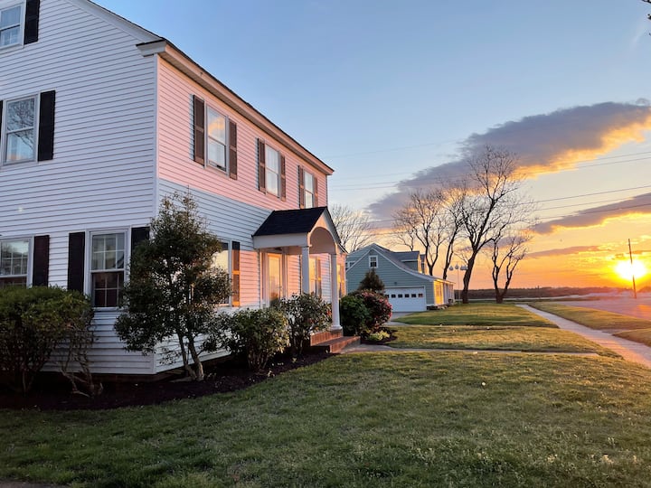 Beautiful Views And Just One House From The Beach - Cape Charles, VA