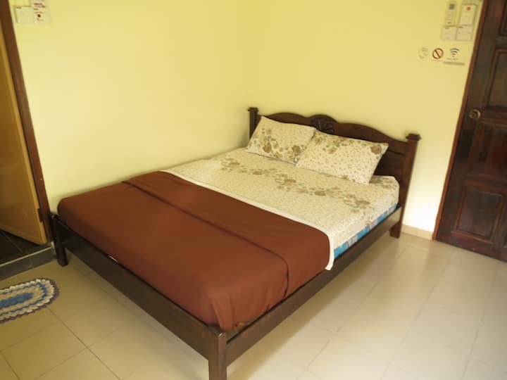 Double With Private Bathroom, Pangkor Guesthouse - Pangkor Island