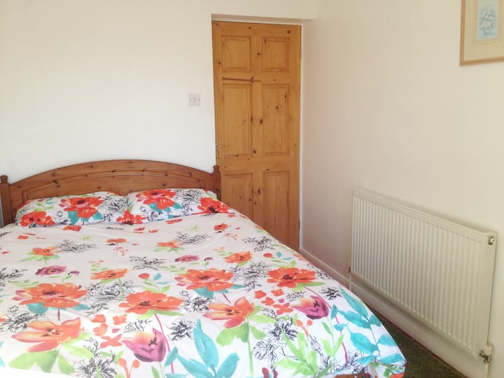 Double Room+kitchenette/dining Room On Same Floor - Southampton
