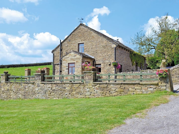 Beautiful Peaceful Cottage With Panoramic Views - Cononley