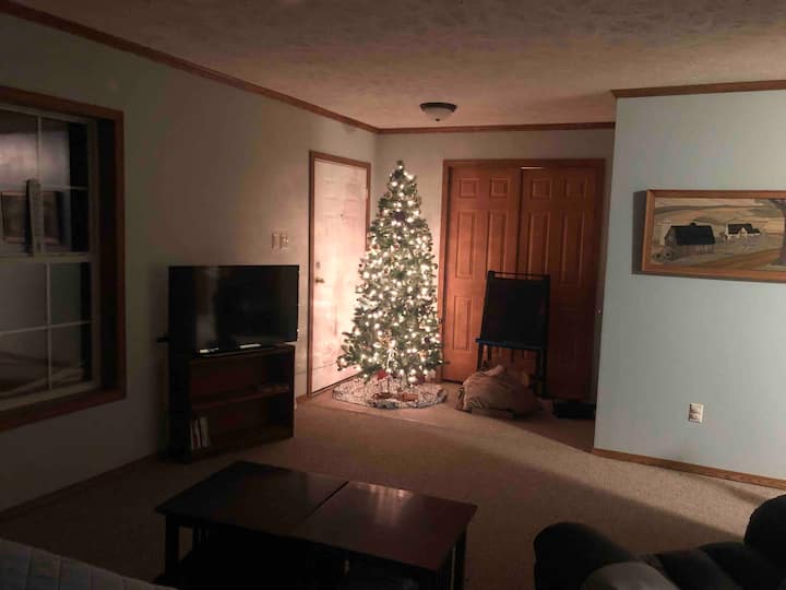 Comfortable 2 Bedroom In Downtown Paradise! - Tahquamenon Falls State Park, Paradise