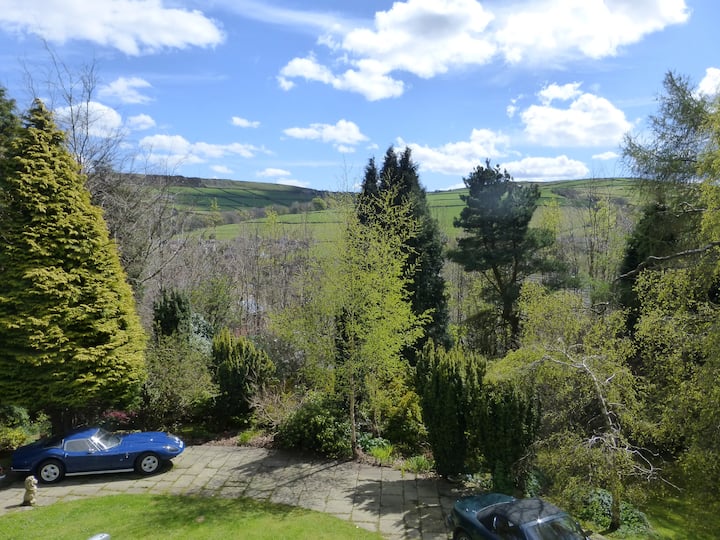 Shared Country House For 9 Guests, Great Location - Holmfirth