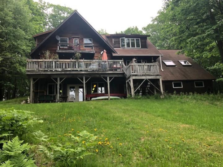 Room In Rural Home With Lovely Mountain Views - Bomoseen State Park, Fair Haven