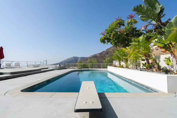 Malibu Modern 1 Bedroom Pool House - Los Angeles, CA