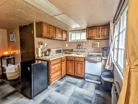 Vacation rentals & Airbnbs in Colfax, WA cozycozy