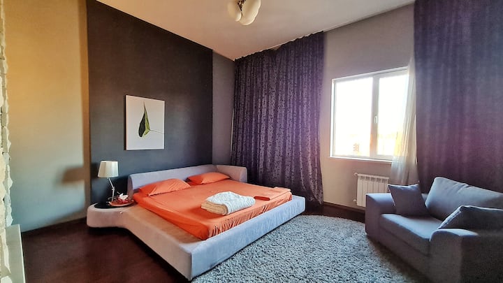 Beautiful 1-bed European-style Apartment In Center - Bishkek