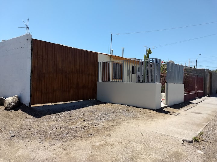 Cómoda Casa Equipada Para 2 Personas En Caldera. - Atacama