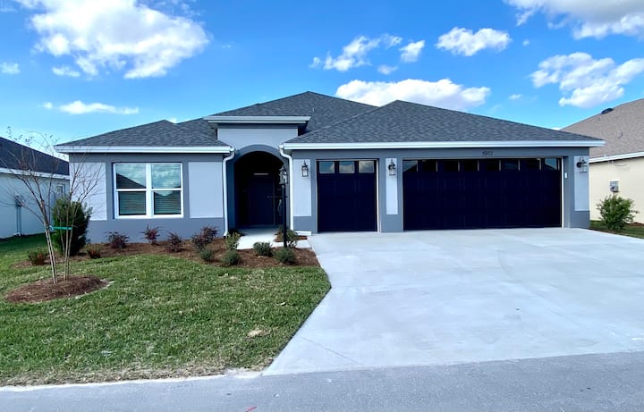 Luxury 3/2 Home In The Villages W/ Golf Cart - Wildwood, FL