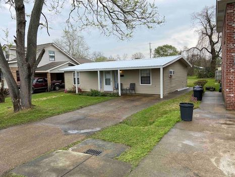 Looking for a vacation rental in Ferriday, LA? Try cozycozy