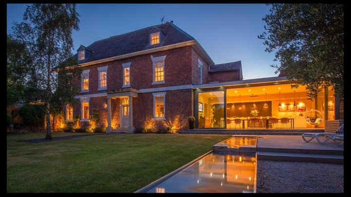 Luxury 'Grade Ii Listed' Entire Home In Shrewsbury - シュルーズベリー