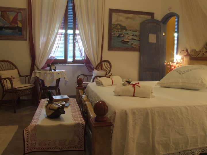 Camera Matrimoniale Superior - La Maddalena