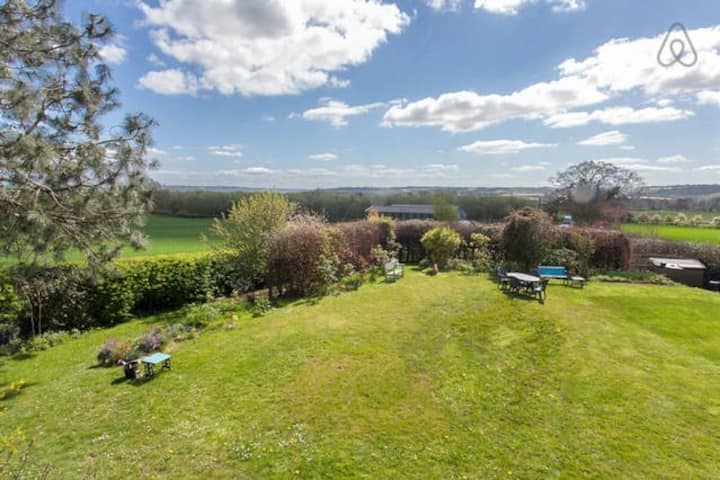 Rural Cosy Retreat With Great Views - Shropshire