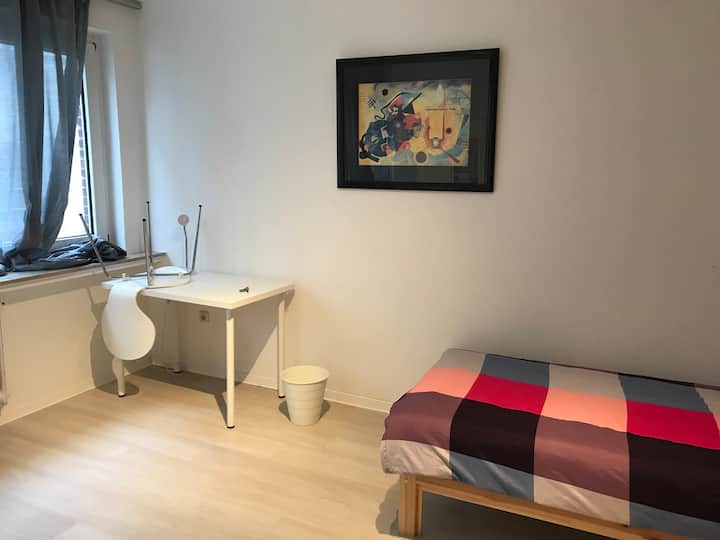 Room In A Flatshare Near Central City - Bremen