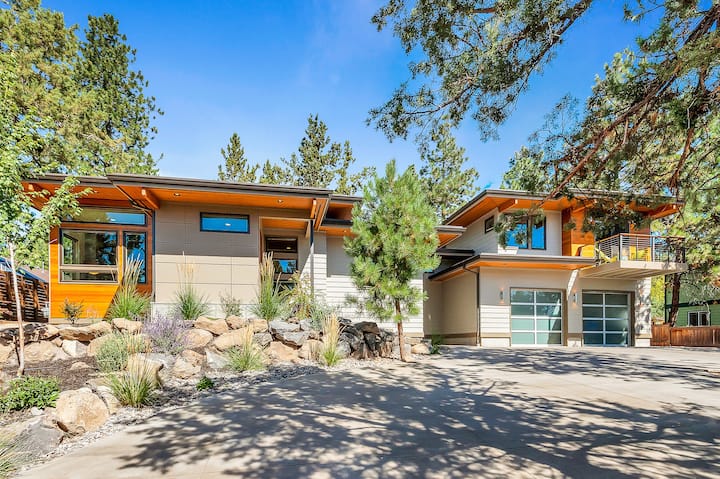 Mid Century West Side Home-walk Everywhere - Bend