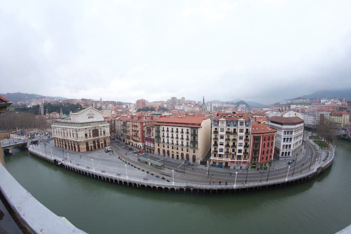 Bilbao Center Atttic + Parking - Basauri