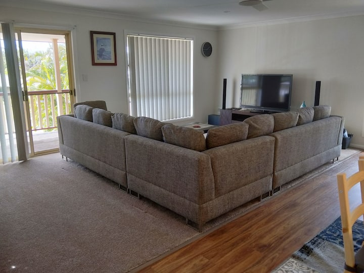 Quality One Bedroom Self-contained Guest Suite - Logan City