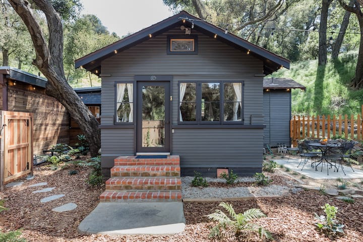 Crystal Cabin, Restored Vintage Lodge In Topanga State Park - Woodland Hills - Los Angeles