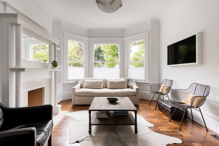 Luxe Remodeled Victorian Home In Cole Valley - San Francisco Bay Area, CA