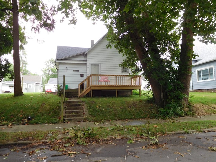 The Crown Of Muncie, Close To Bsu And Dt, 3br,2ba - マンシー, IN