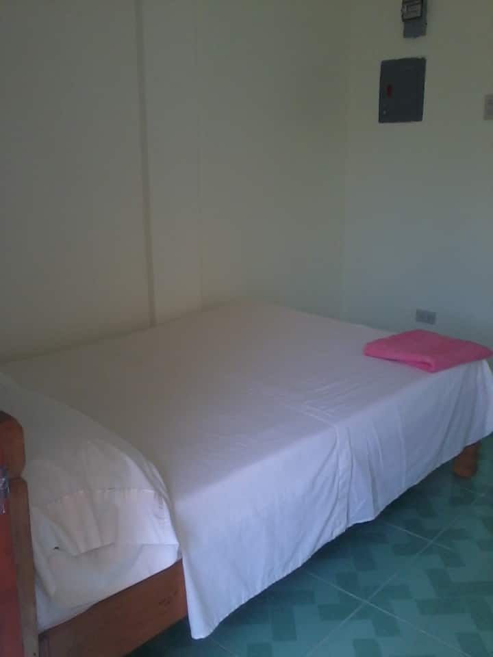 Malapascua Diva Inn Room 3 - Daanbantayan