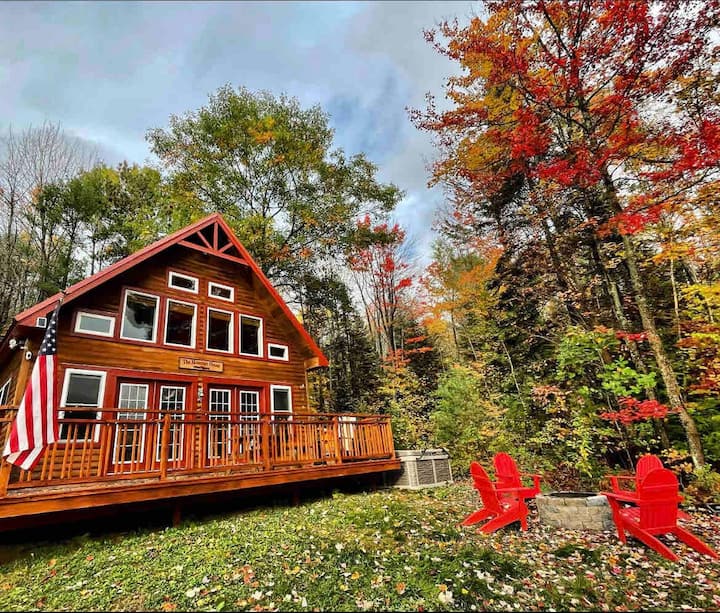 The Maine Mountain House -Cozy Cabin W/ Hot Tub & Fire Pit,walk To Ski/bike Lift - Greenwood, ME