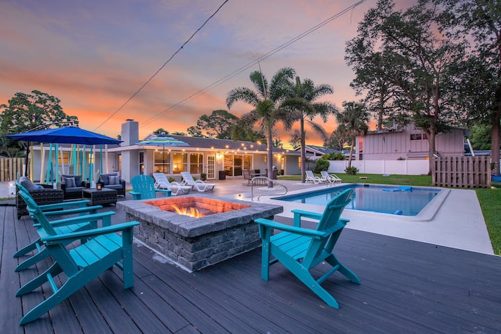 🌴🐬Bay Haven- Resort Style Backyard 🏊‍♀️🔥 & Game Rm⚽️ - Sarasota, FL