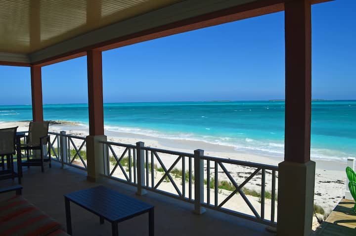 Nemo House - Pristine Luxury Beachfront - Perfect For 4 Couples Or 2 Families - The Bahamas