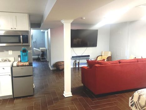 Looking for a vacation rental in Dumfries, VA? Try cozycozy