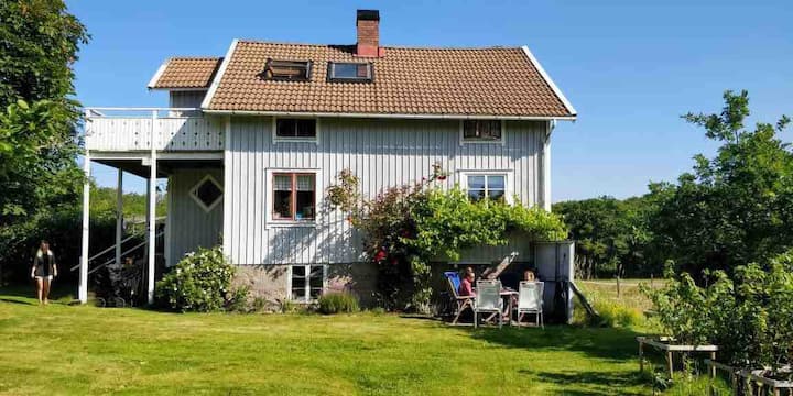Charming Summer House In Beautiful Surroundings - Kungshamn