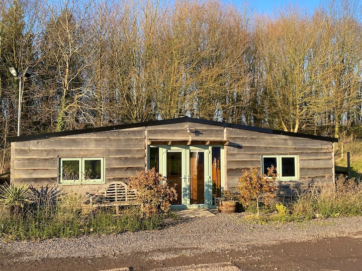 Log Cabin, Hunstrete (Near Bath) - Saltford