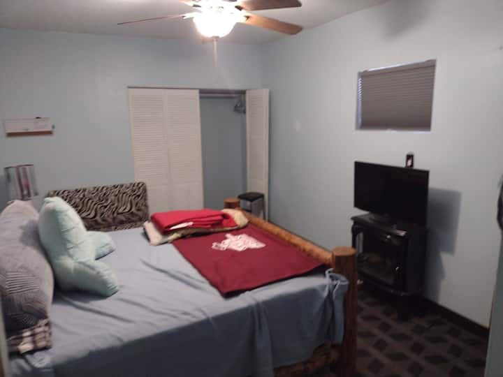 Comfortable, Convenient, Private. Just Like Home - Carlsbad, NM