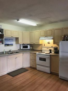 Apartments in Inuvik via cozycozy