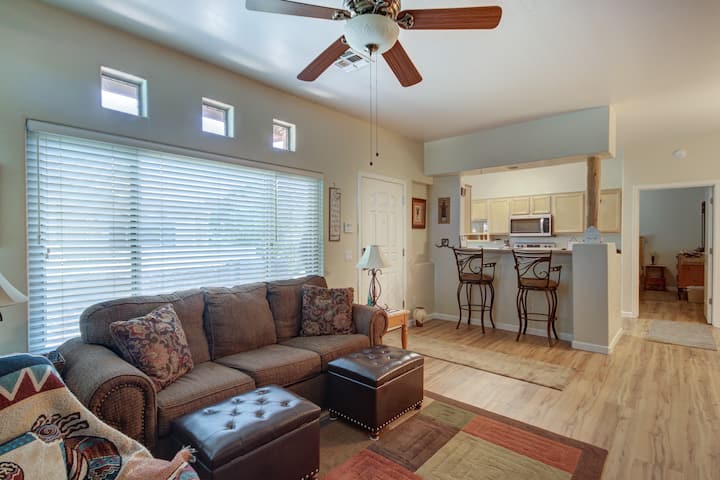 Charming Condo Conveniently Located In Chandler - チャンドラー, AZ