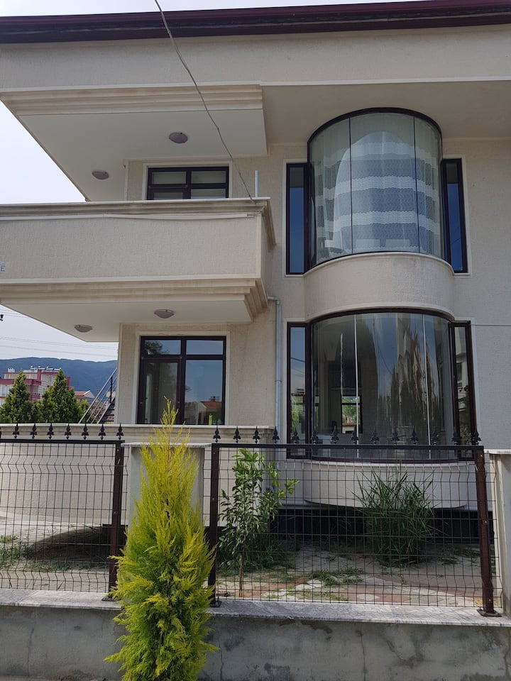 Villa Müstakil Denize 100m, Kazdaglarinda - Ida