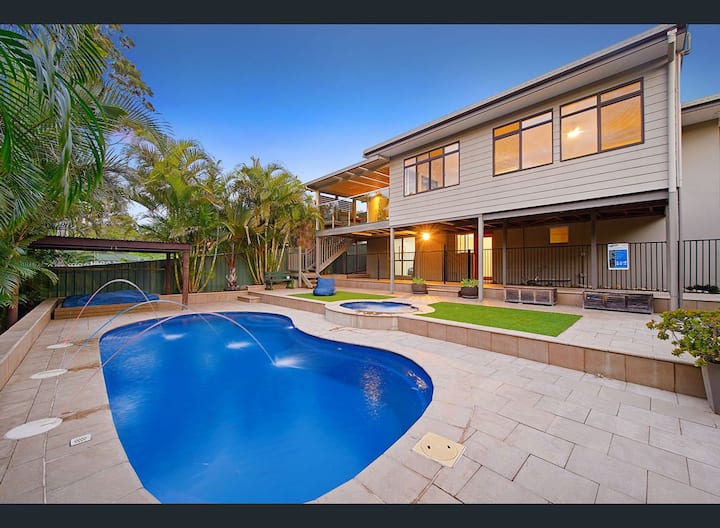 Harrys @ Shelly Beach - Family Home With Pool - Port Macquarie