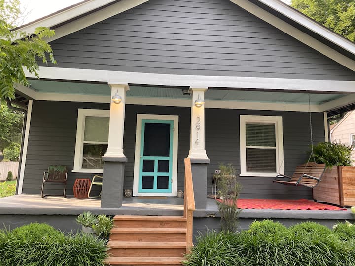 Entire Home: Cozy, Eclectic House In Midtown - Kansas City, MO
