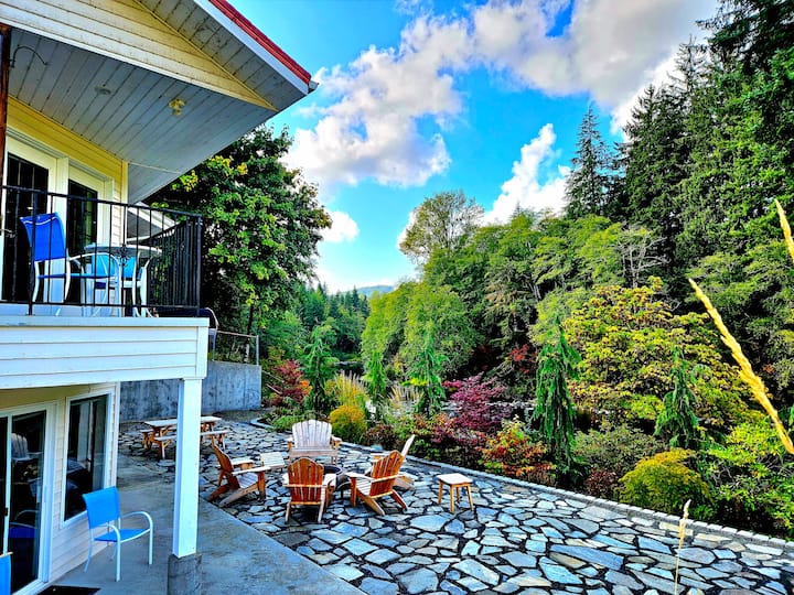 Serene, River-front Estate, Dreamy, Inspiring, Fun For The Whole Family, - Forks, WA