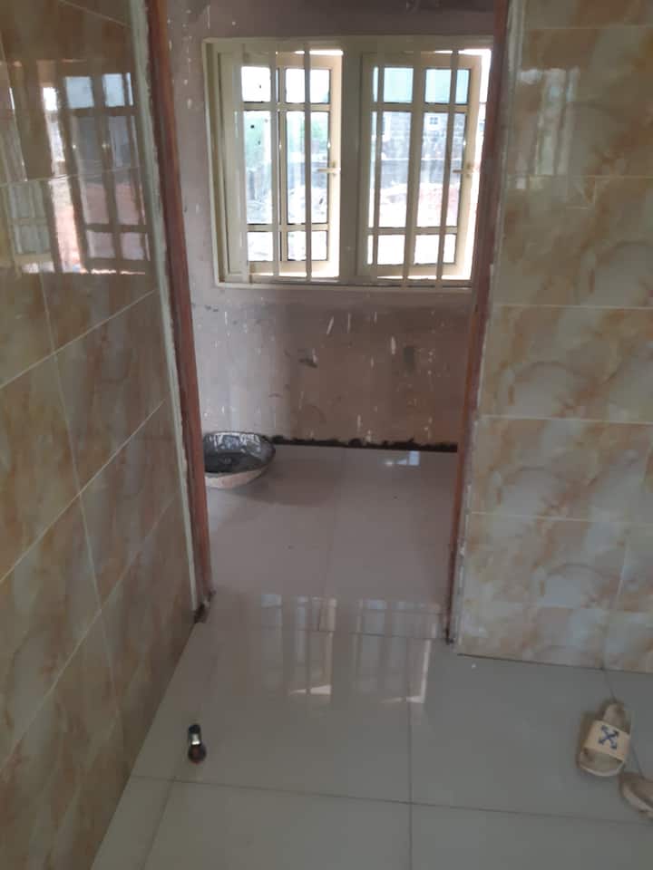 2 Bedroom Luxury Apartment Fully Furnished. - Benin City