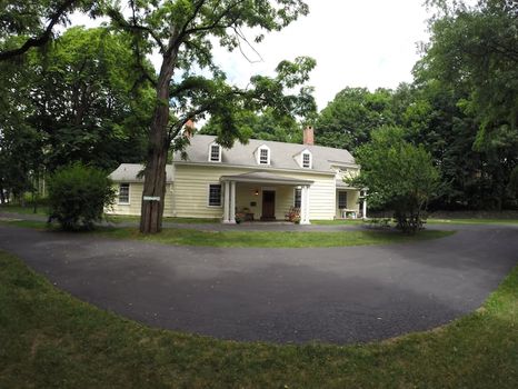 SplashDown Beach, Fishkill airbnb, hotels and vacation rentals