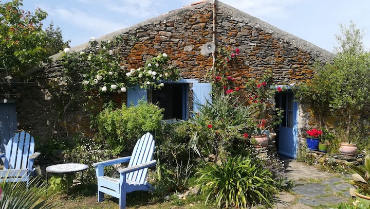 Fisherman's House, Decorated And Furnished With Taste And Personality - L'Île-d'Yeu