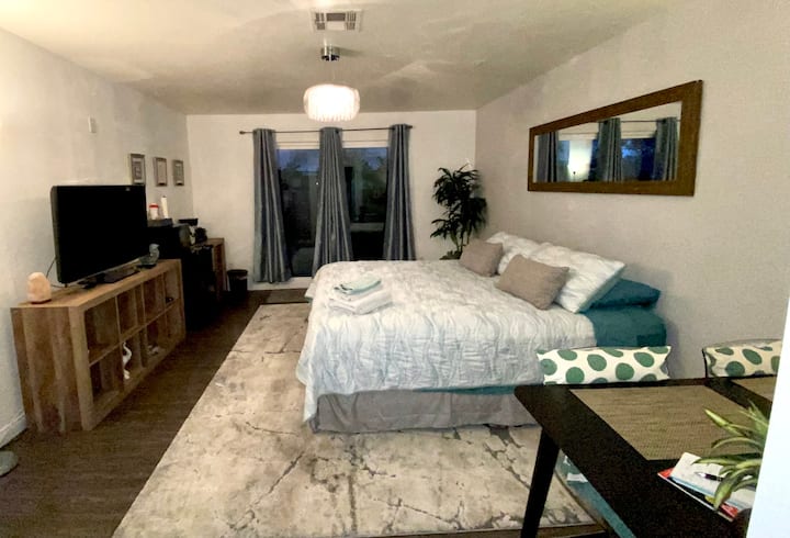 Cozy Master-br By Strip. Pets Welcome + Parking - Las Vegas