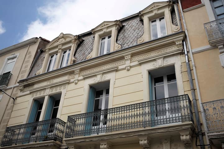 # 2 Appartements Dans La Maison Du 5 # - Narbonne