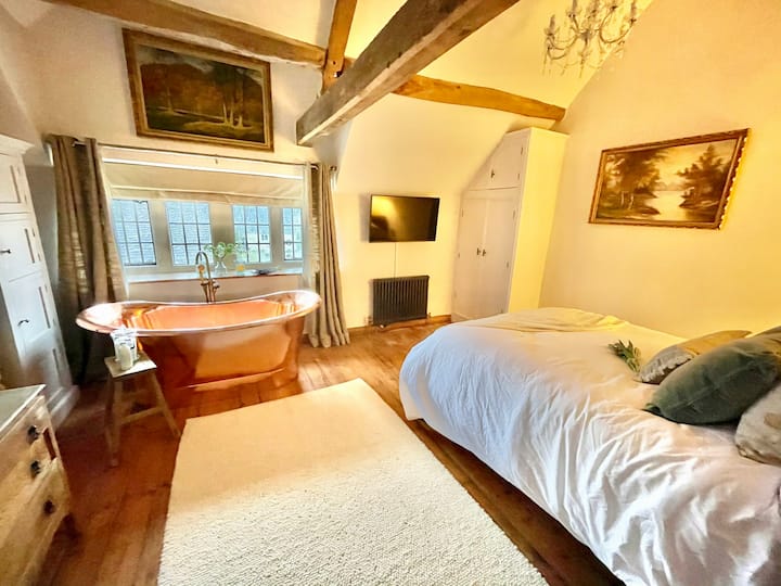 Fordview Cottage Is Full Of Cotwolds Charm - Bourton-on-the-Water
