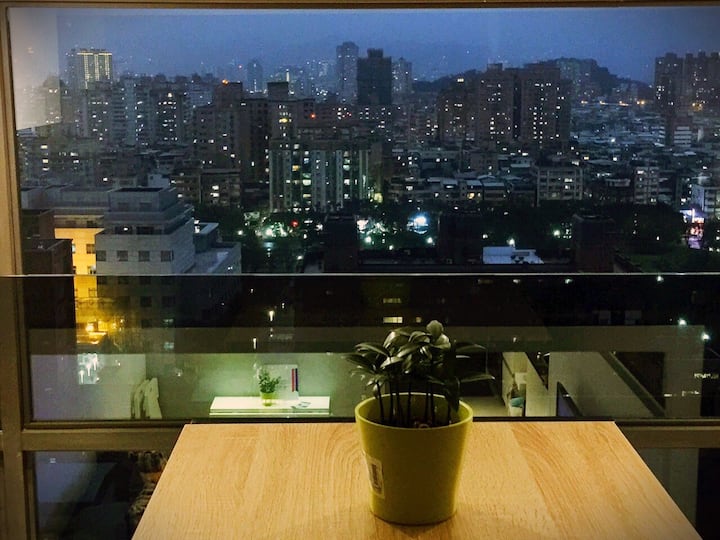 Loft With Great View Right Next To Subway! - Taiwán