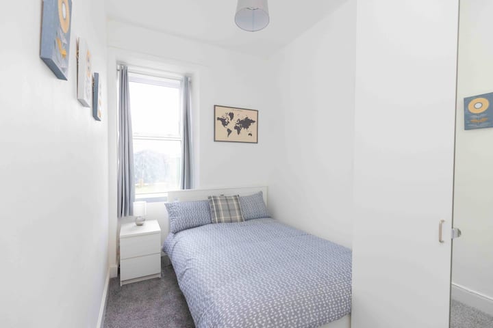 Cosy, Modern, One Bedroom Flat In Helensburgh. - Helensburgh