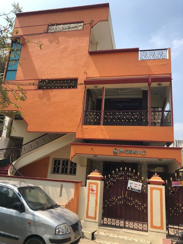 Sri Saisoudha Ac Guest House & Function Hall - Vijayawada